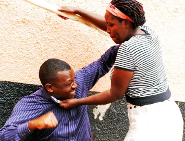 Woman harm, beats husband’s ex-wife in public