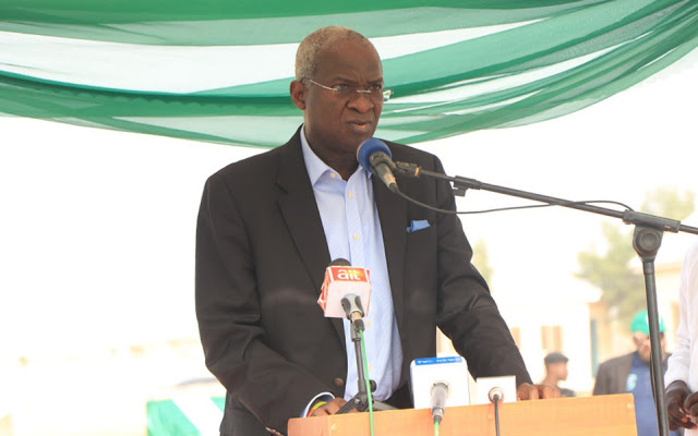 Construction: FG owes contractors over N11tn, says Fashola