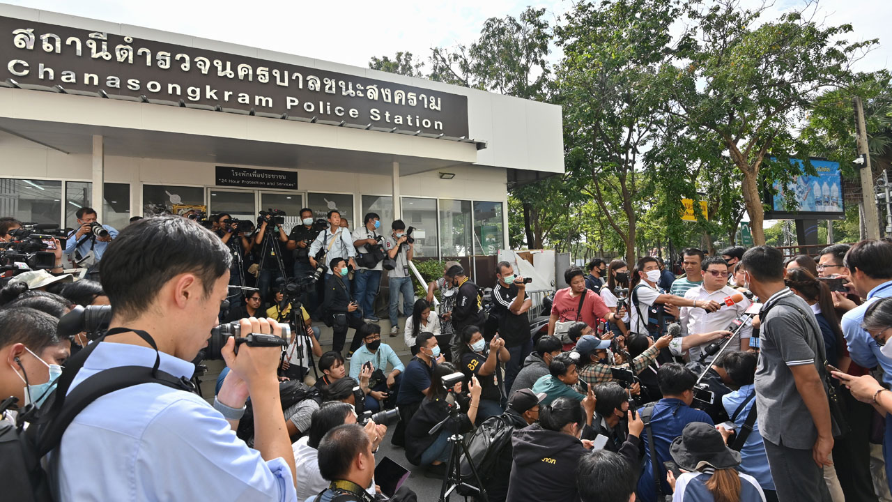 Thai protest leaders charged with royal defamation