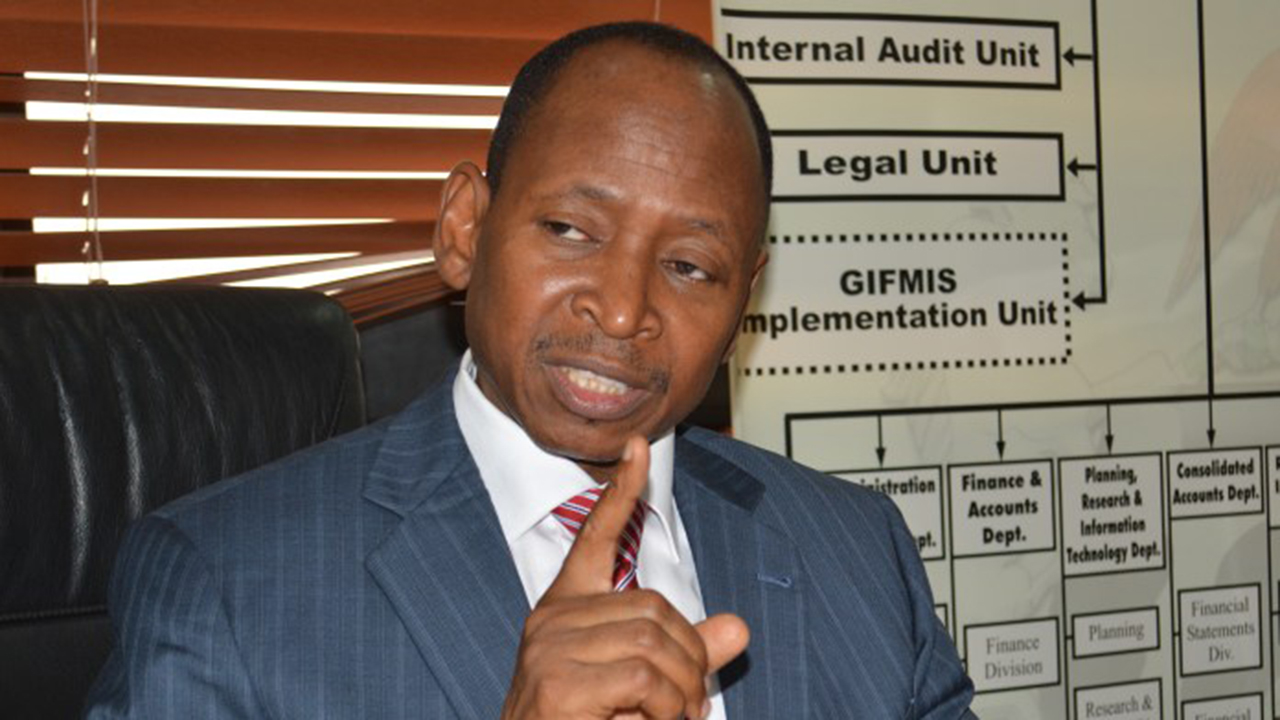 Civil servants mobilise to force accountant-general, Ahmed Idris, out of office
