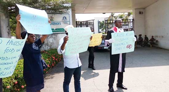 Magistrates Protests Non Payment Of Salary In Cross River