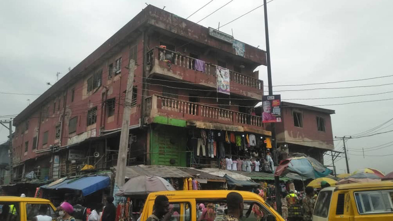 Lagos to demolish distressed building in Oshodi