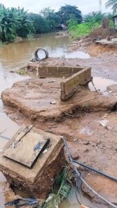 Osun residents decry collapsed bridge, call on government for relief