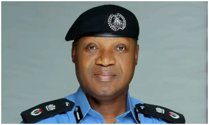 Lagos police command detain family of three, relatives kick