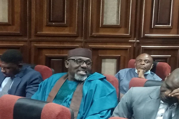 Alleged N2.9bn fraud: I’m innocent, says Okorocha as court orders remand in EFCC custody till May 31