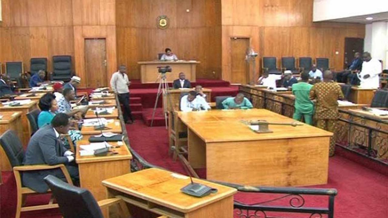 Anambra Assembly adjourns hearing indefinitely over death of member