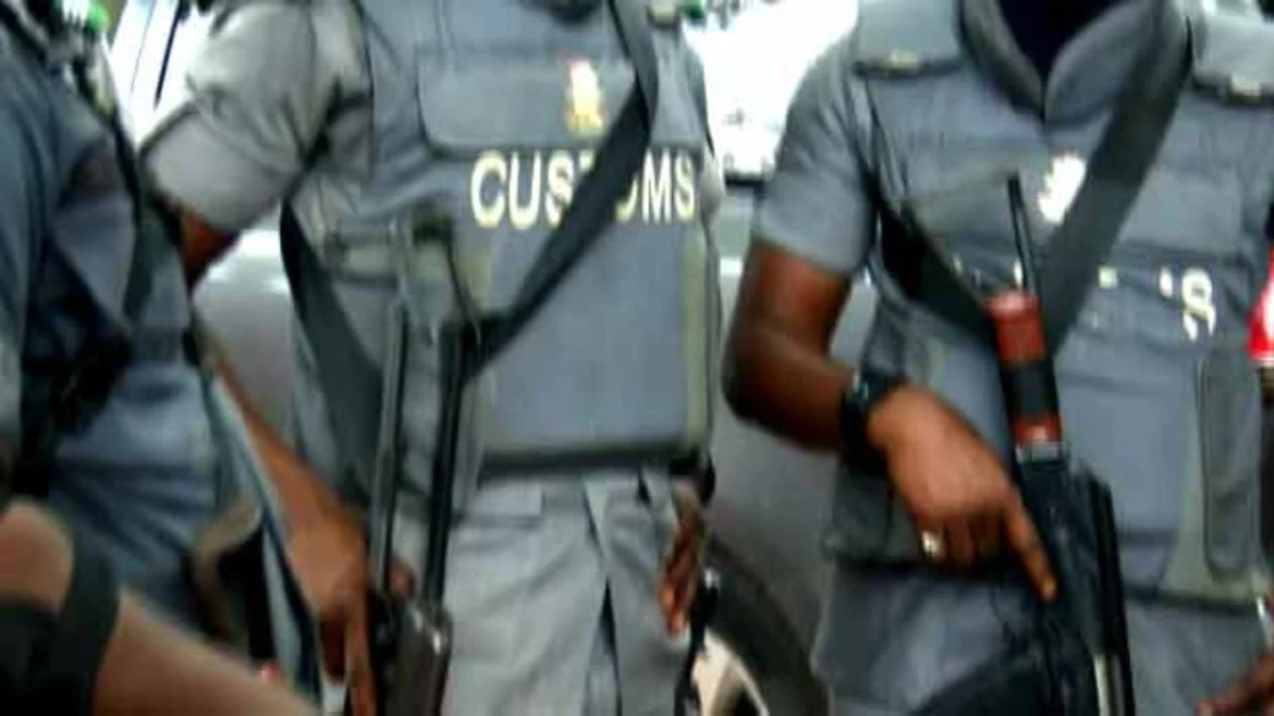 Smugglers attack Customs officers, kill one in Kwara