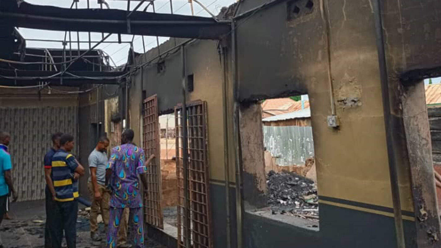 Gangsters set church ablaze in Niger