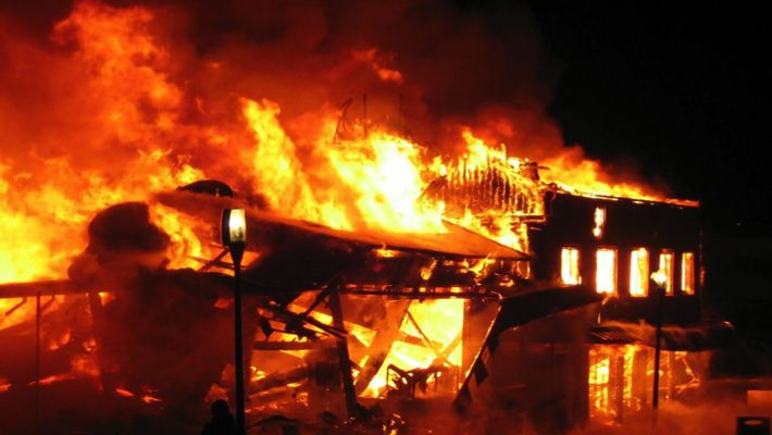 Fire blazed Lagos plank market