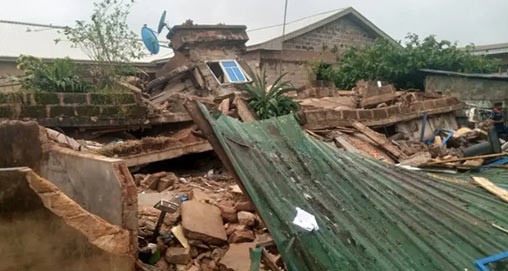 UNIBEN off-campus building collapses, students trapped