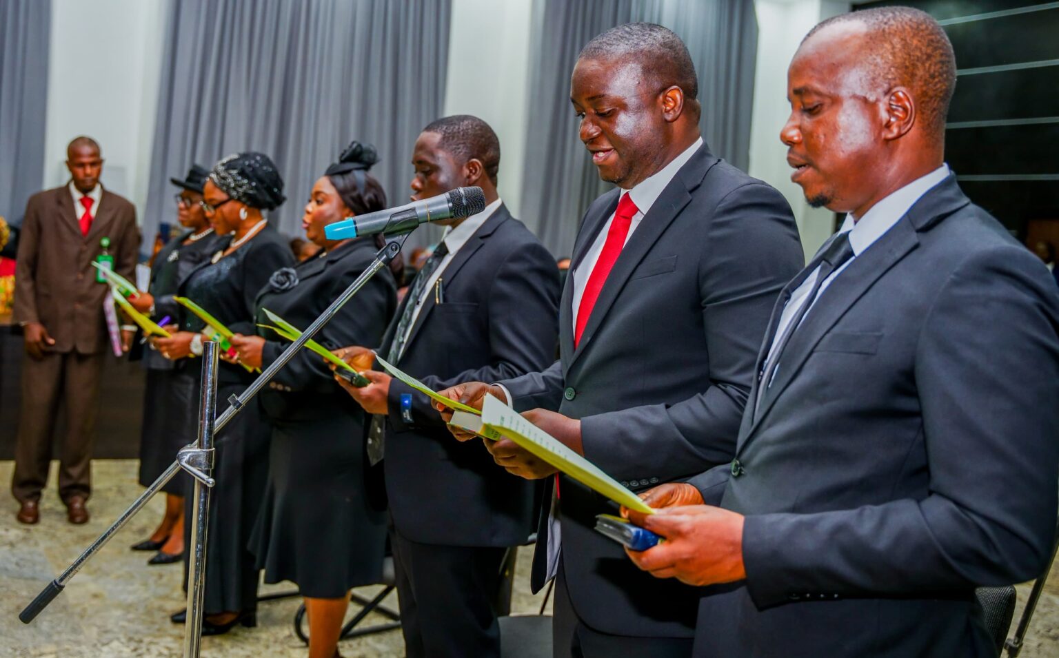 Kwara Governor, Abdulrahman Abdulrazaq, swears in six new judges for state High Court