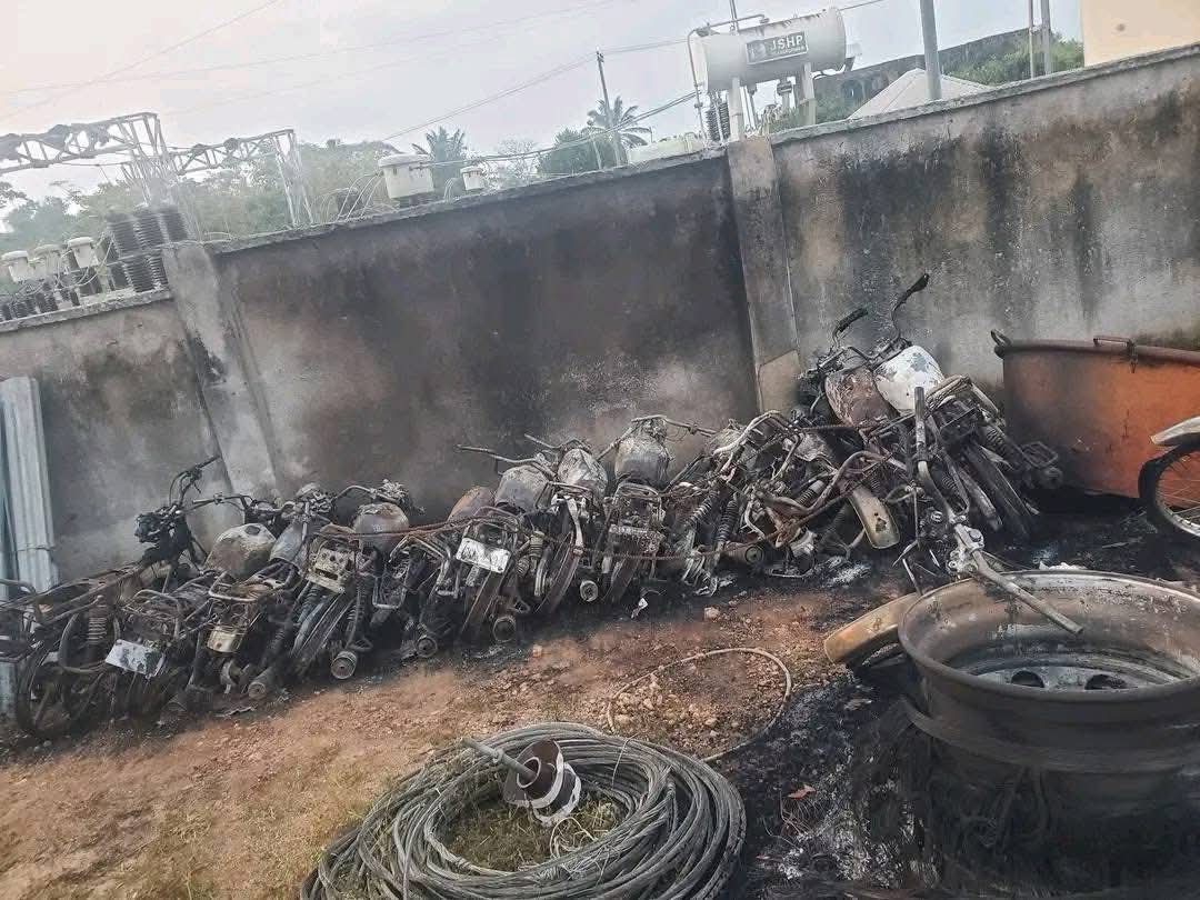 How 30 gunmen invaded, cart away ammunitions, bombed our facility – Ondo Police